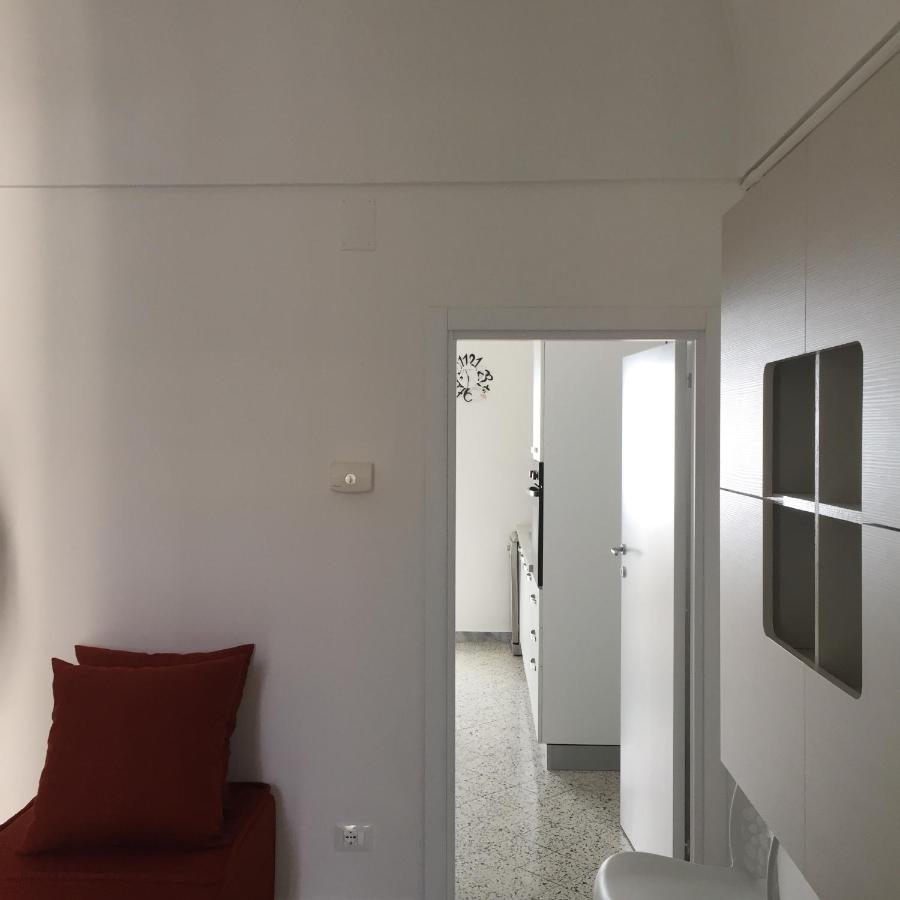 Апартаменты Donna Nina - Via San Martino 62 Монополи Экстерьер фото