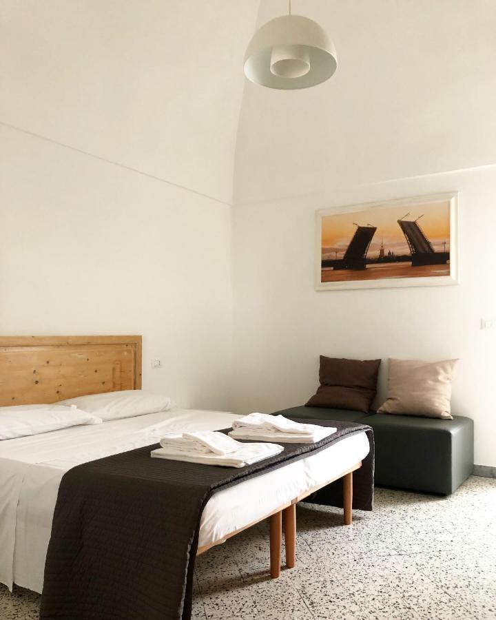 Апартаменты Donna Nina - Via San Martino 62 Монополи Экстерьер фото